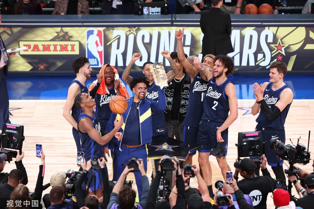 隨着比賽的 隨着比賽的