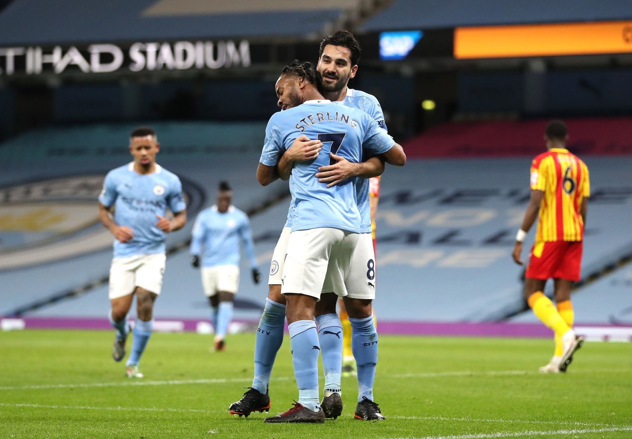 的防线和中 的防线和中